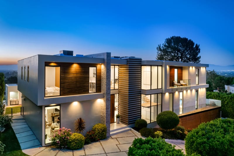 Home exterior from the AMG RLTY Solutions gallery